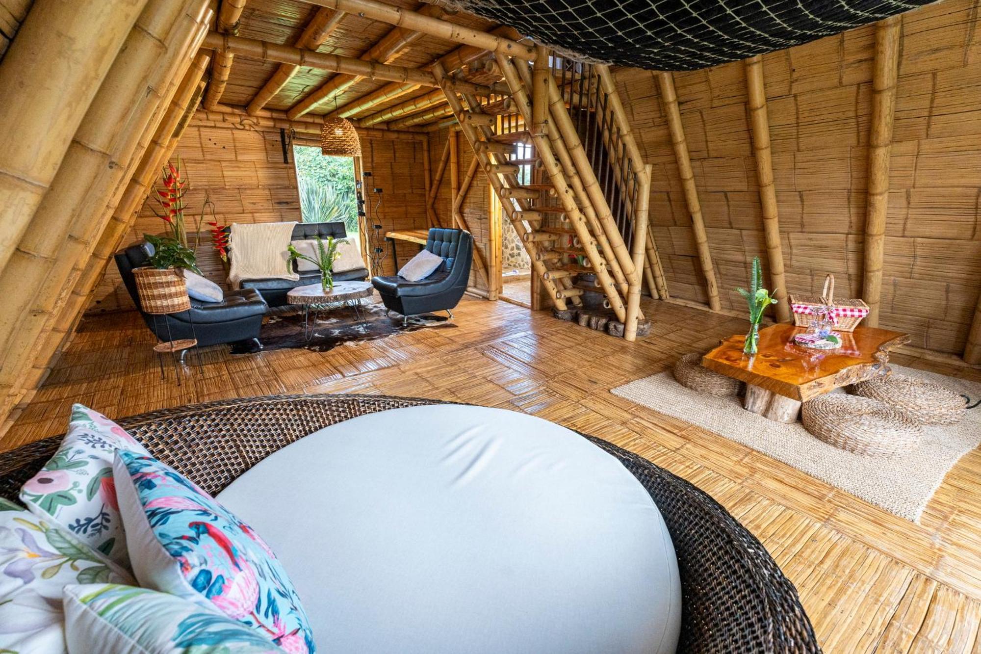 La Herradura Lodge Санта-Роса-де-Кабаль Экстерьер фото