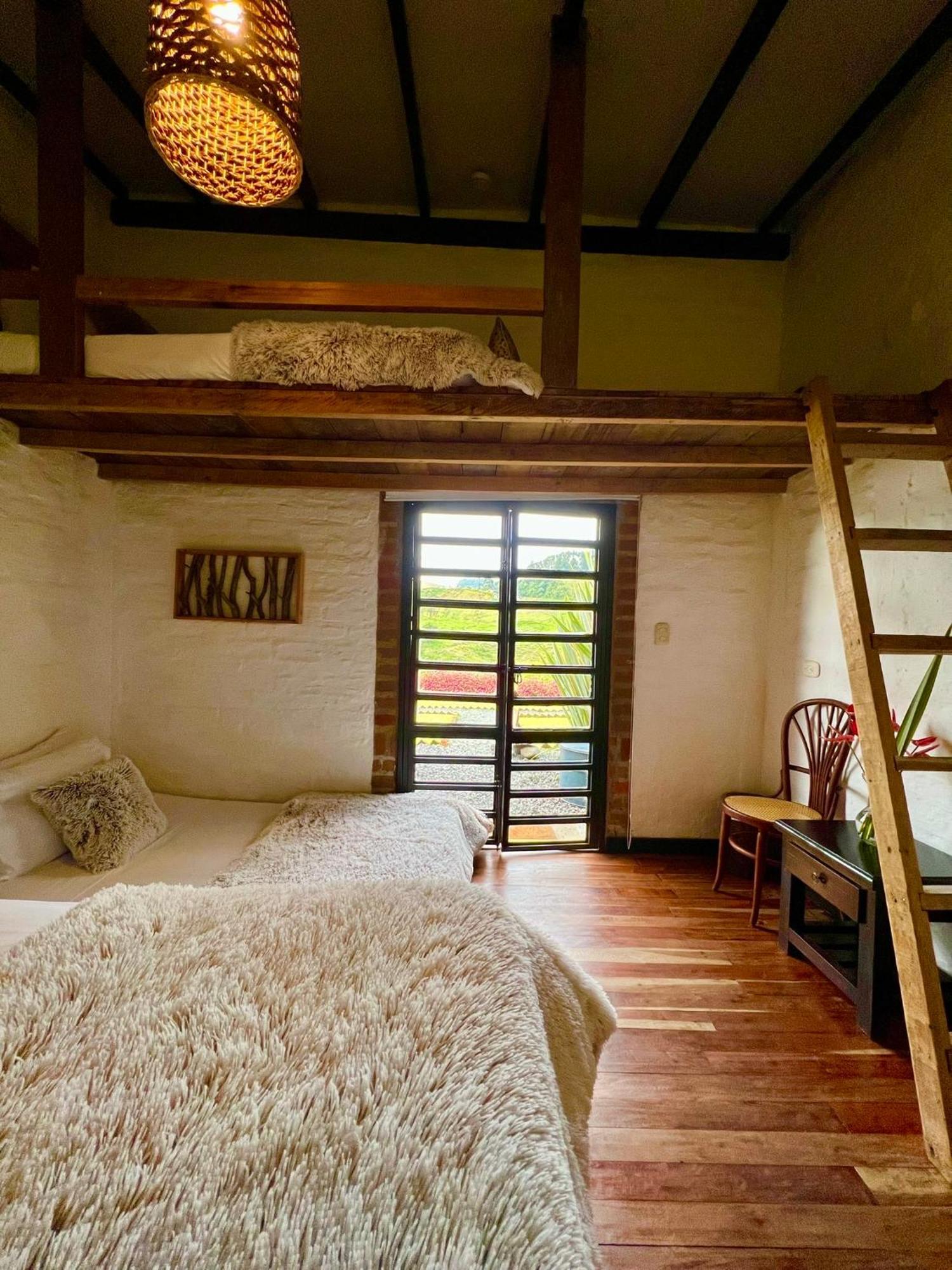 La Herradura Lodge Санта-Роса-де-Кабаль Экстерьер фото